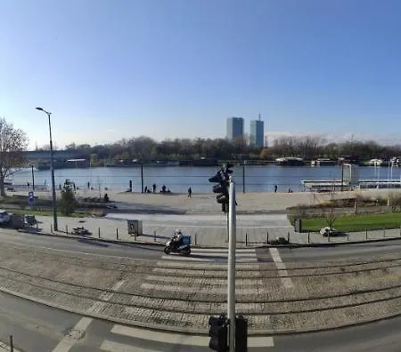 Old Port Riverside In Center * Belgrado