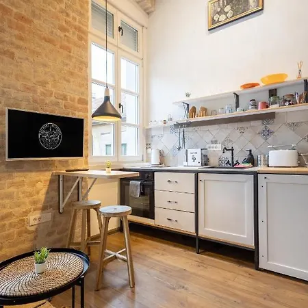 شقة Old Port Riverside In Center